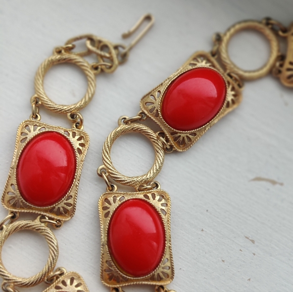 Vintage High End Gold And Red Necklace - Picture 6 of 6